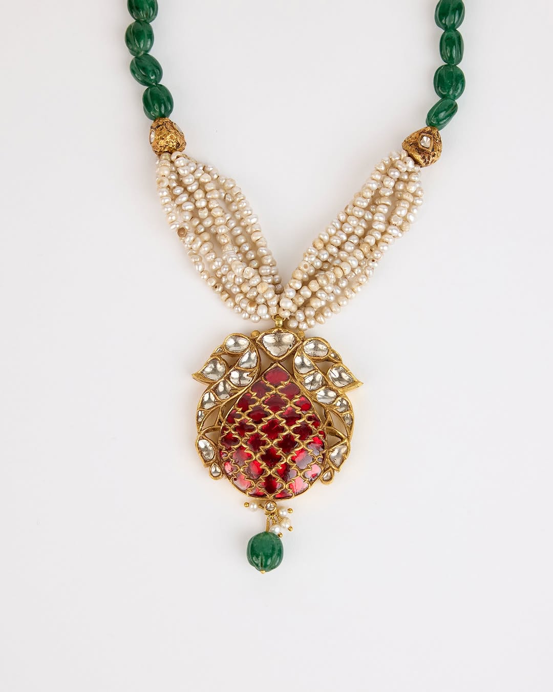 Maya Pendant Necklace Set