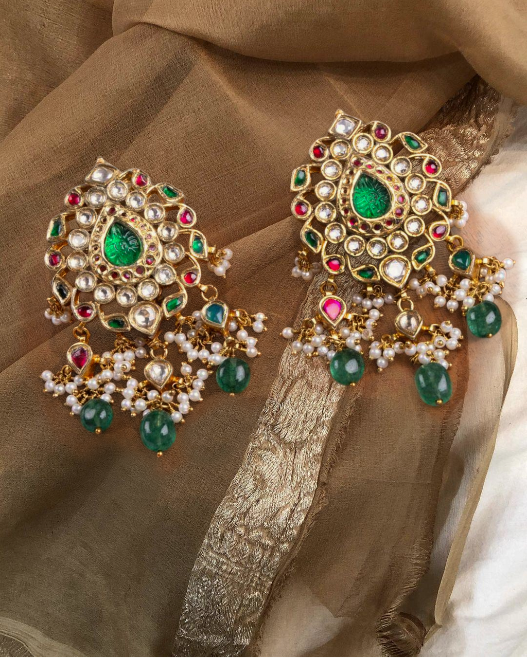 Umrao Necklace with Earrings
