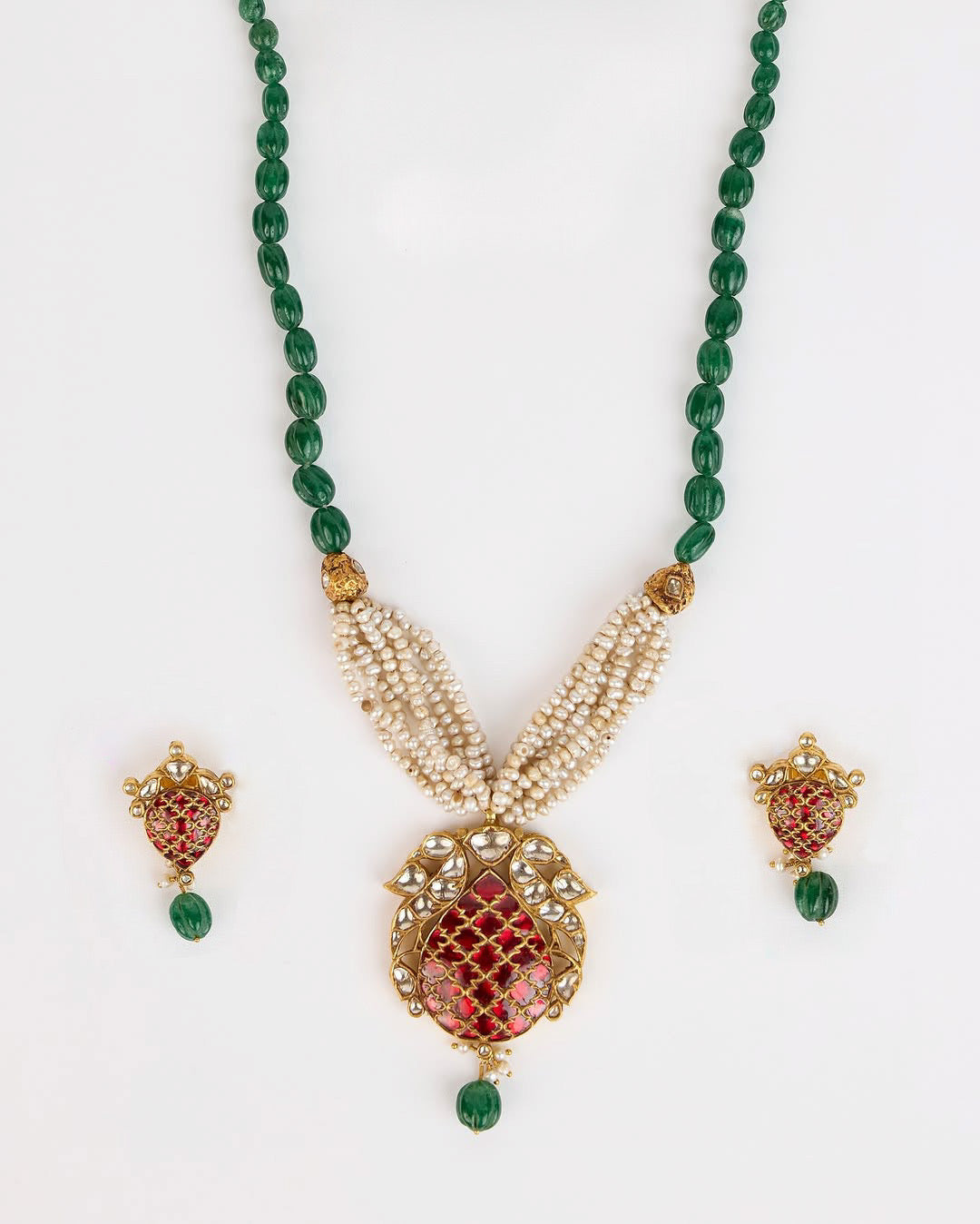 Maya Pendant Necklace Set