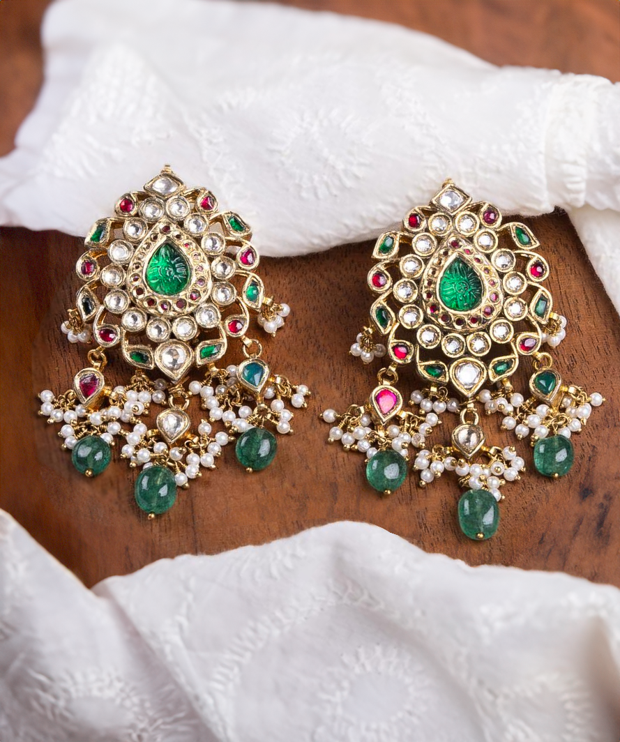 Umrao Choker with Earrings