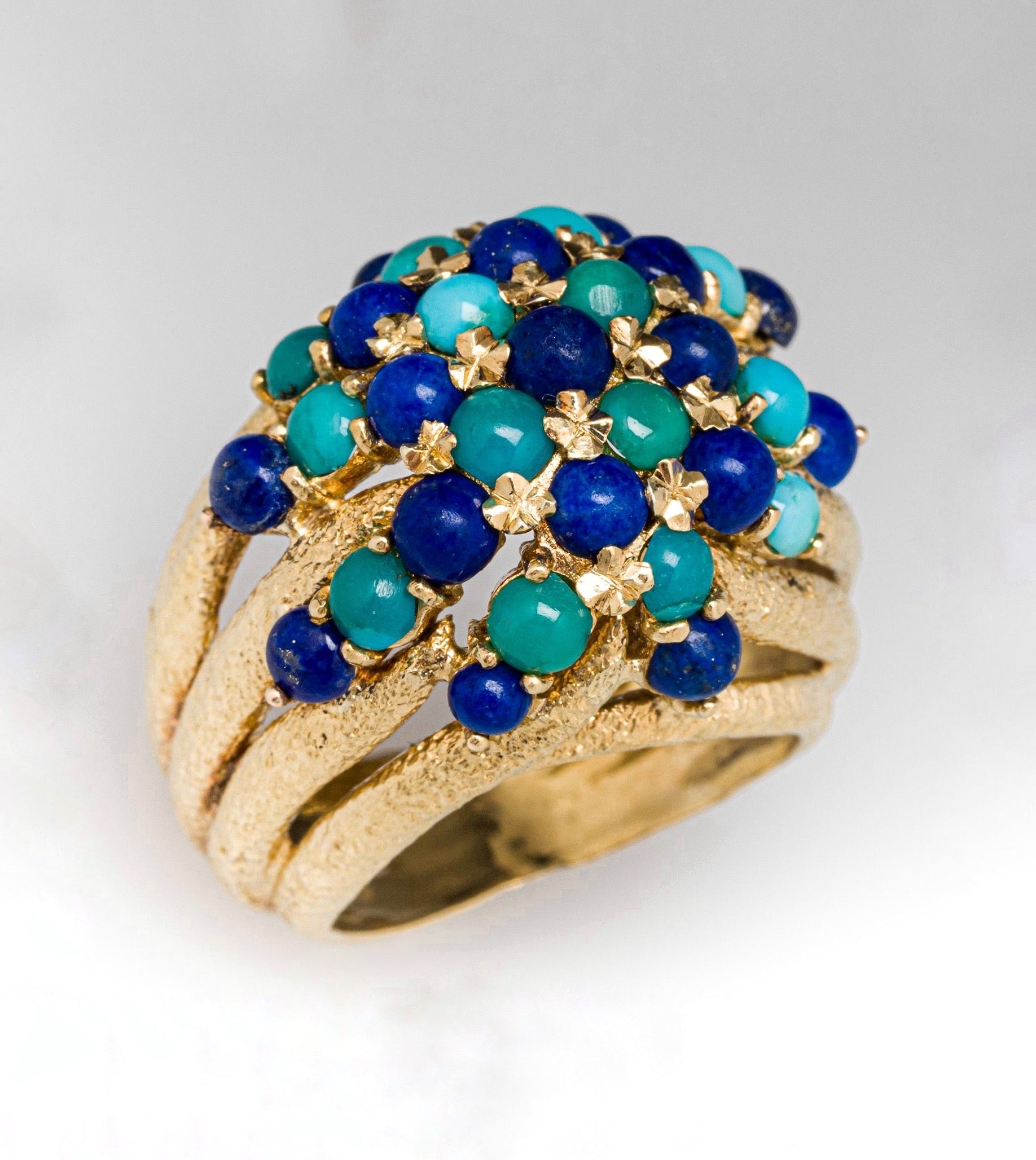 Della Ring