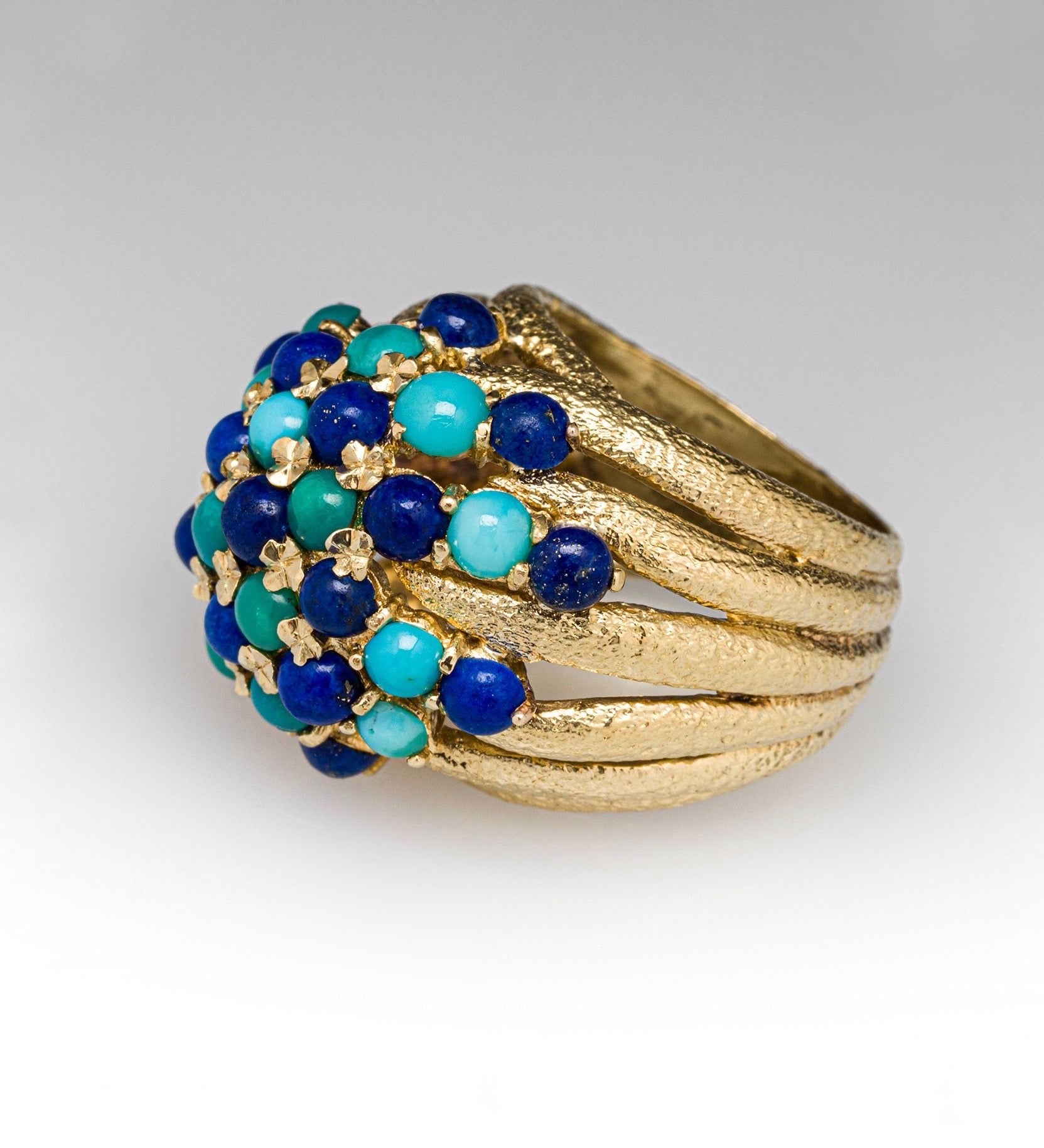 Della Ring